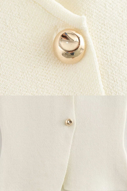 Buttoned knit Top